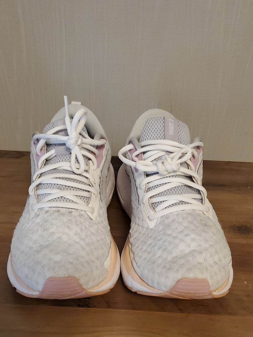 Womens 10.5 Brooks Running Shoes Light Gray & Blush
